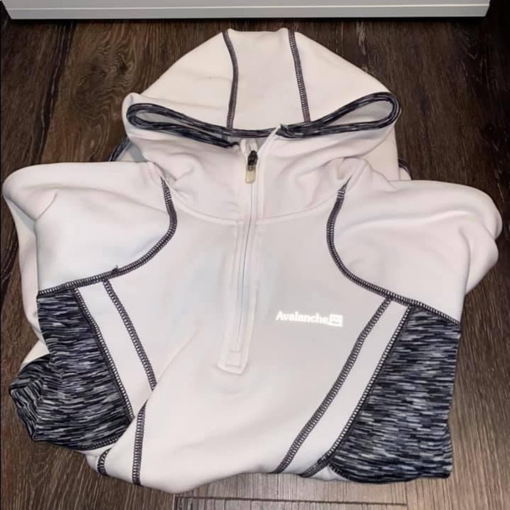 Avalanche Quarter-zip Hoodie